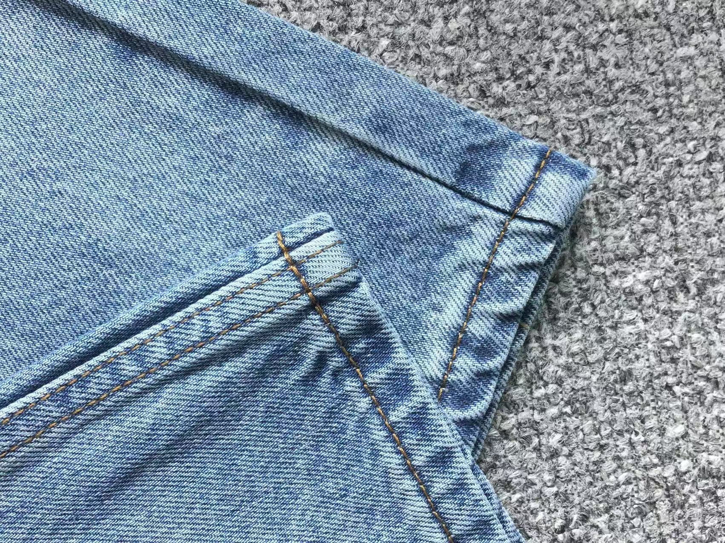 Calça Jeans AMI Paris WideLeg Lavagem