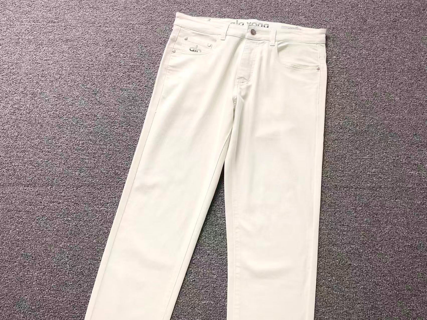 Calça ALO jeans reta branco