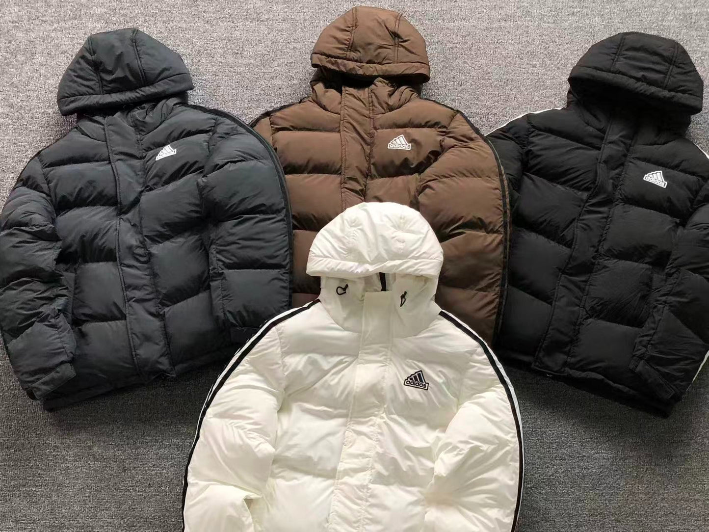 Jaqueta Puffer adidas Alpine Street