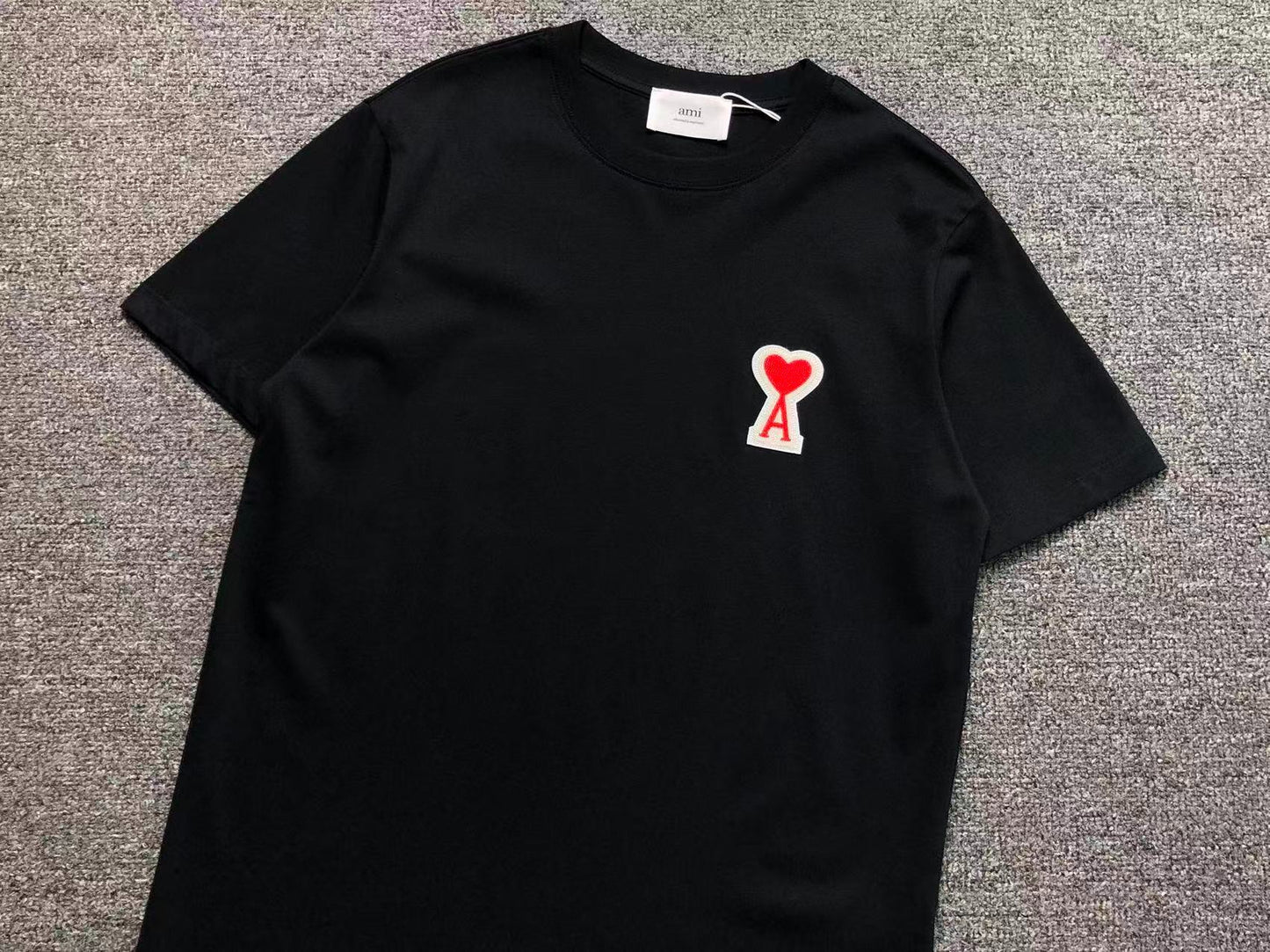 Camiseta AMI Paris Big Heart Signature