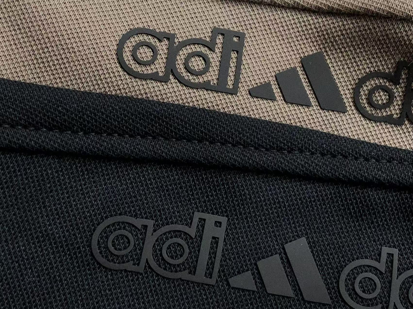 Moletom Adidas Clean Fit