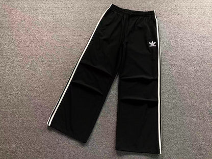 Calça Adidas Clean Fit Track