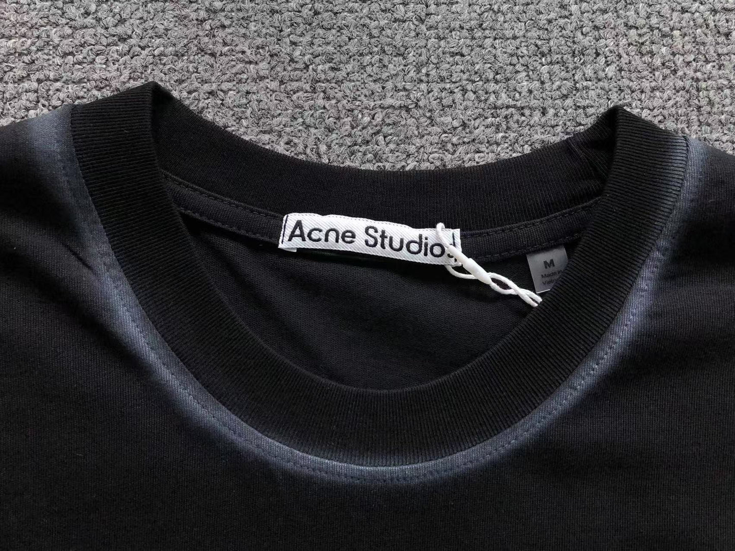 Camiseta Acne Studios Floralgatan 13