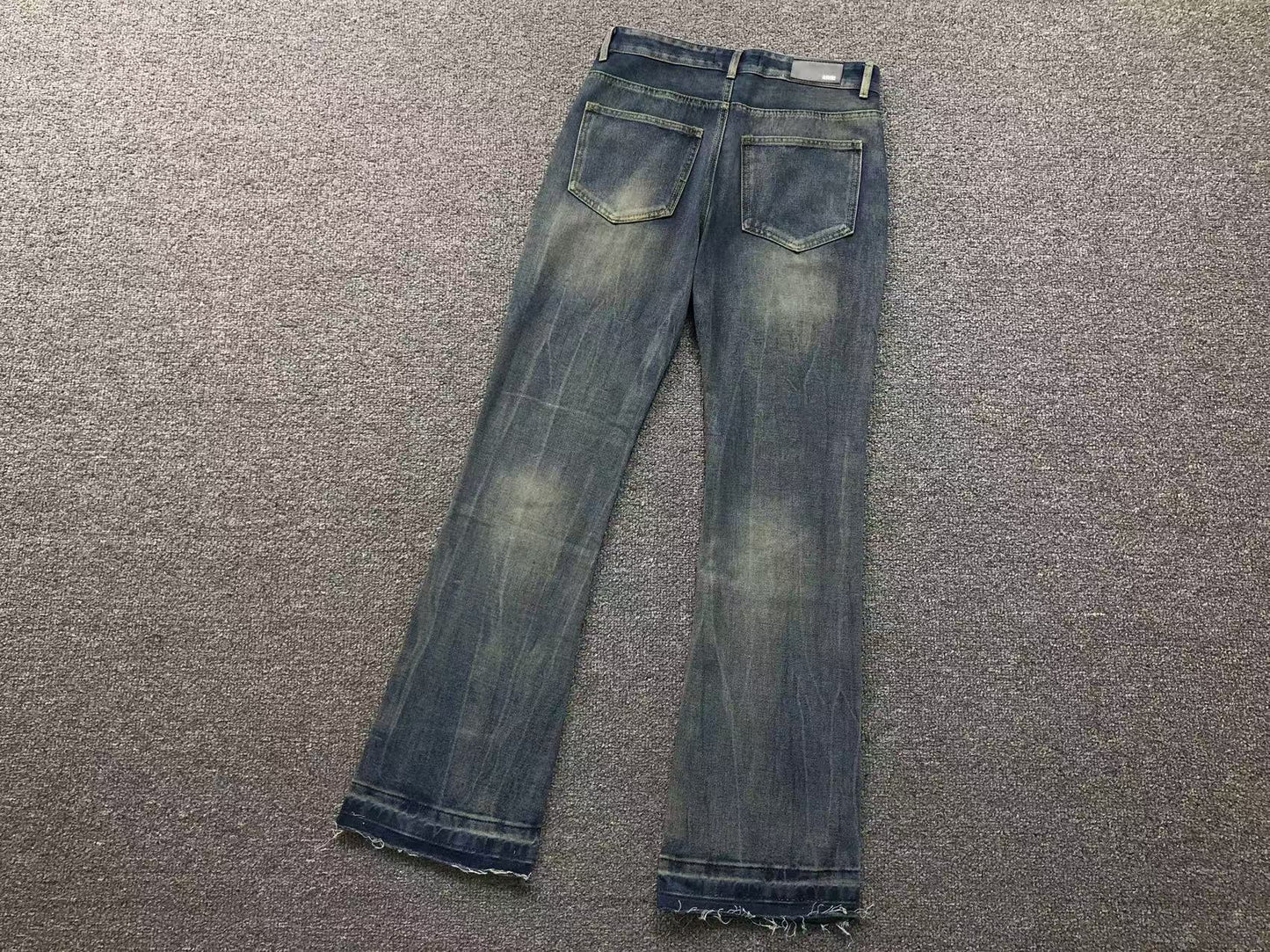 Calça AMIRI Gothic Patch Flared Trousers