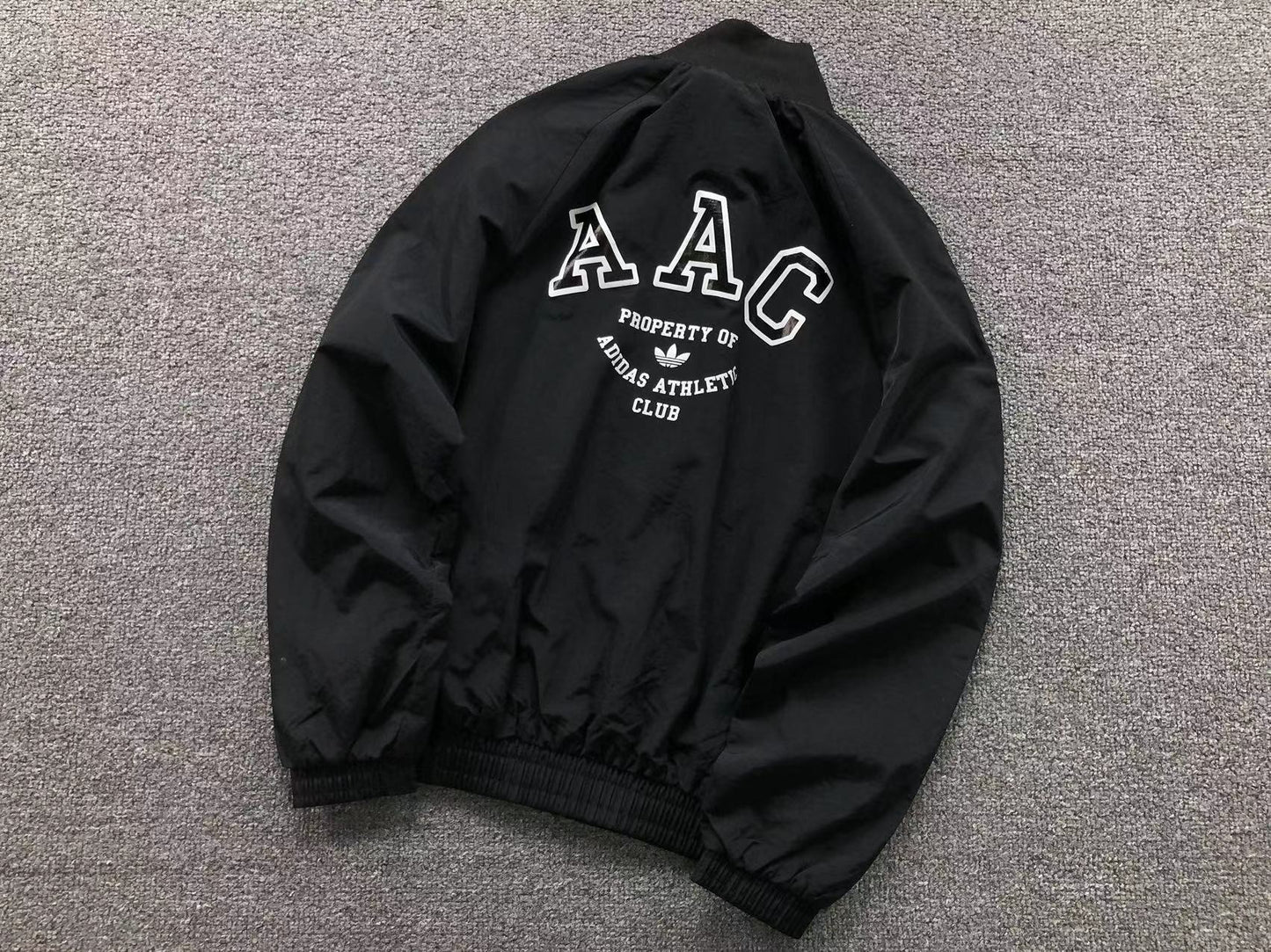 Jaqueta Adidas Athletic Club Archive Windbreaker