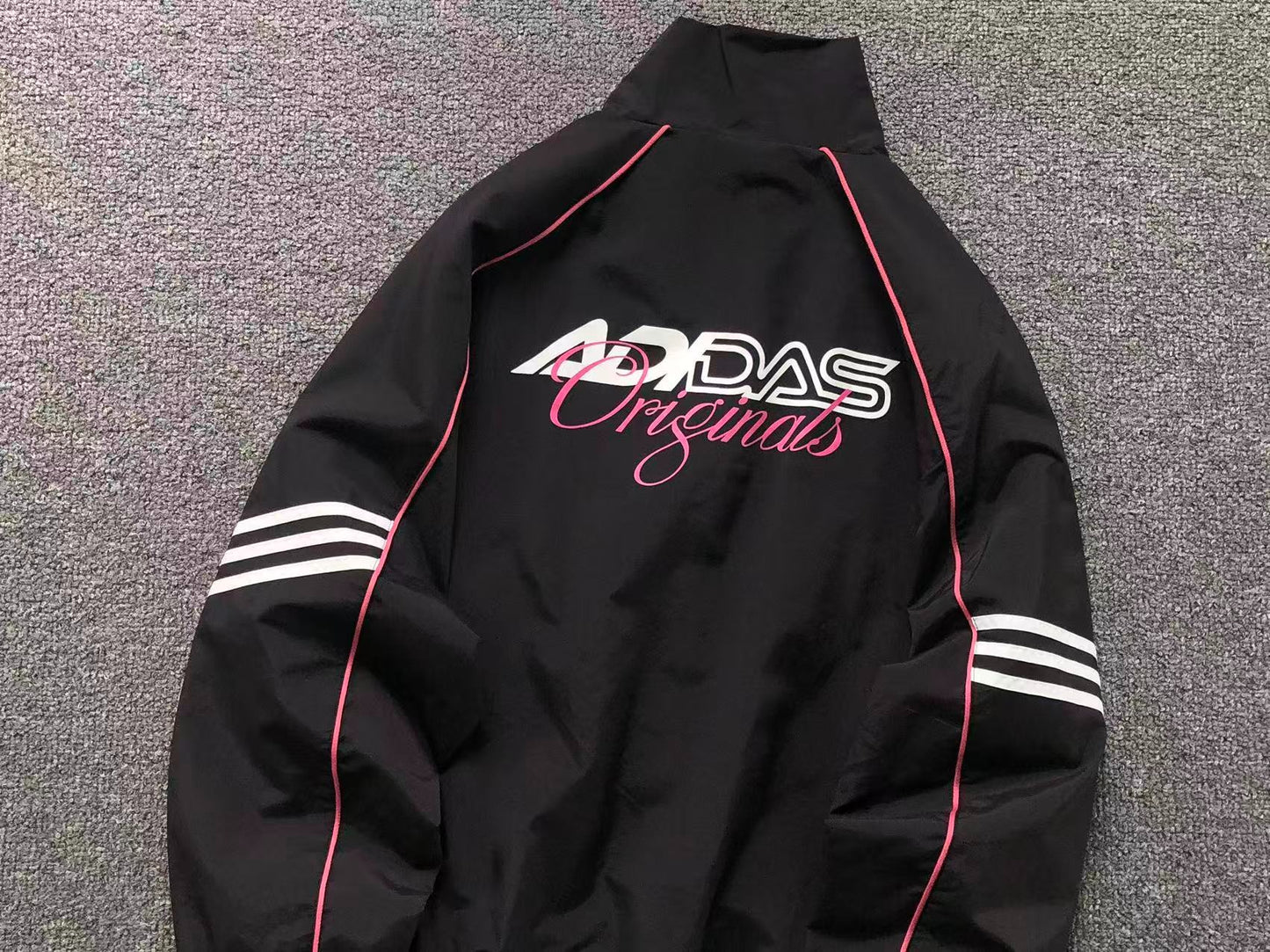 Jaqueta Adidas Tokyo Racing Windbreaker
