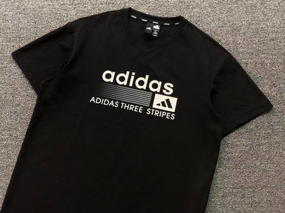 Camiseta Adidas Three Stripes Identity Logo