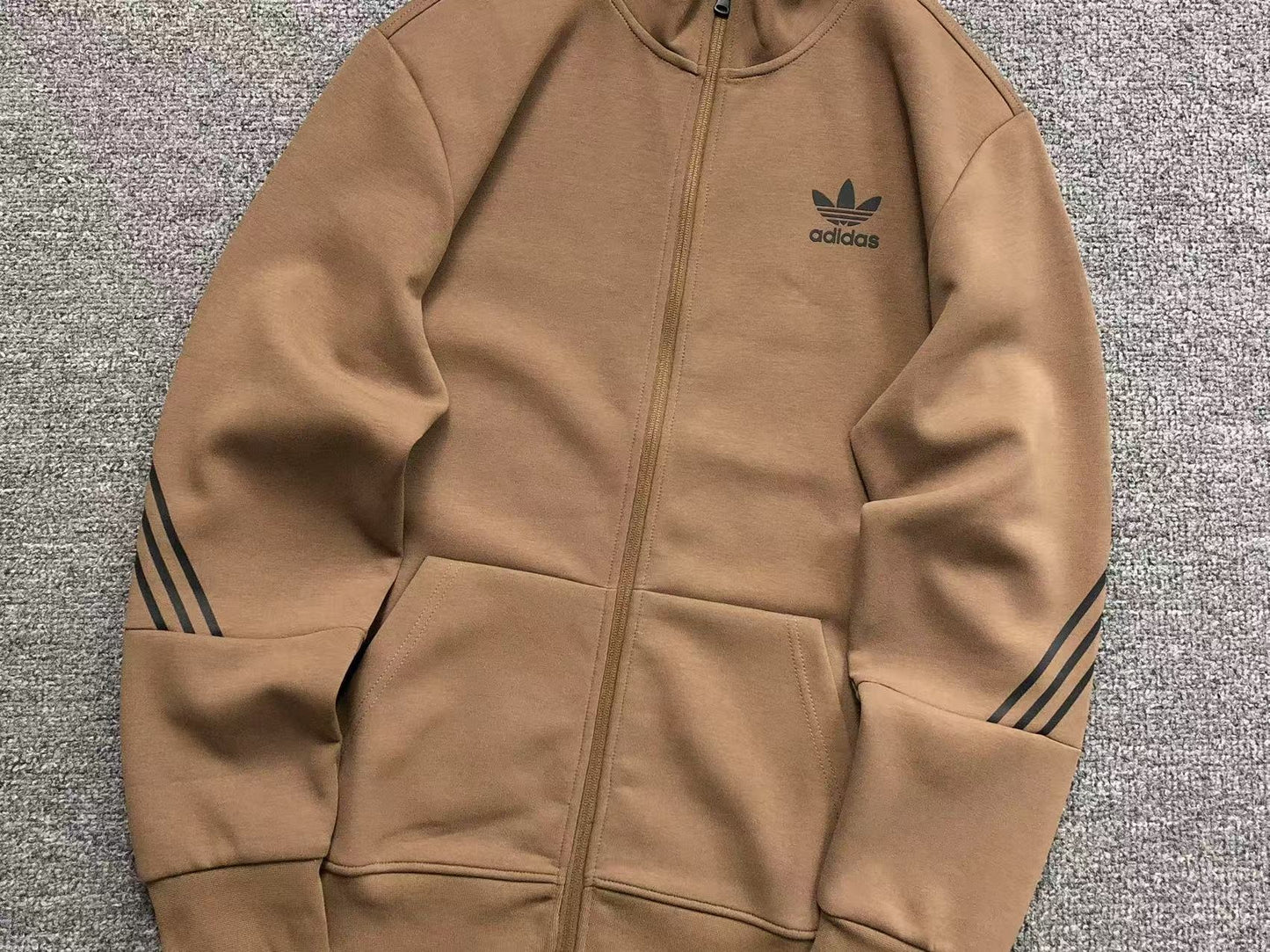 Moletom Adidas Minimal Stripe Track