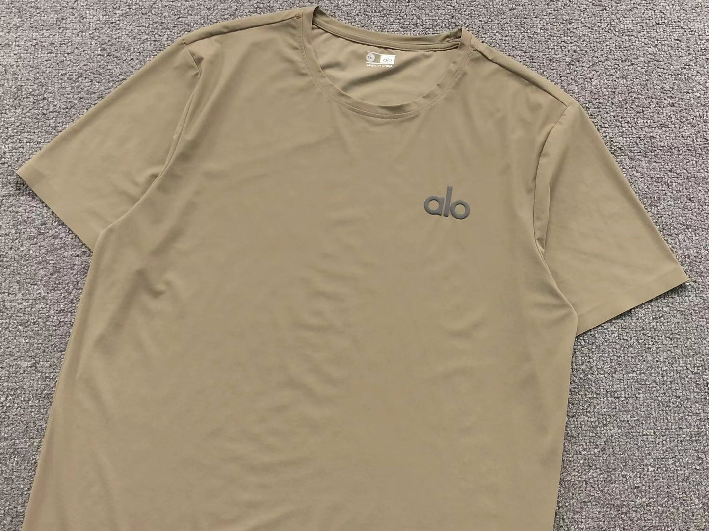 Camisa ALO - Yoga