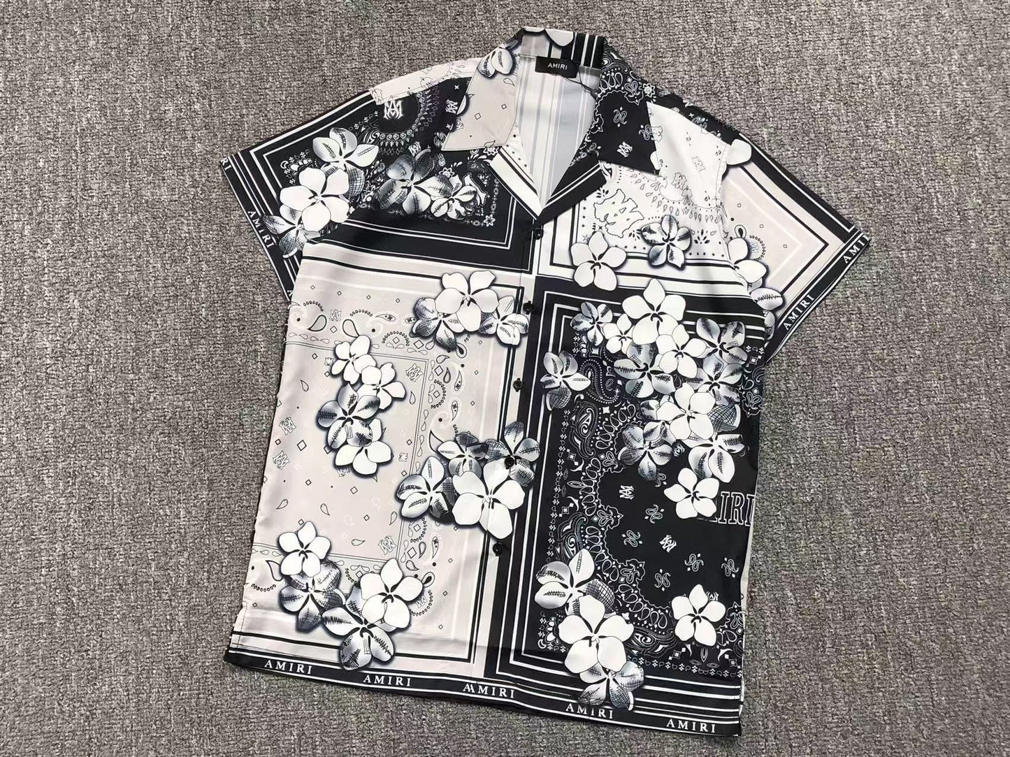 Conjunto AMIRI Monochrome Garden