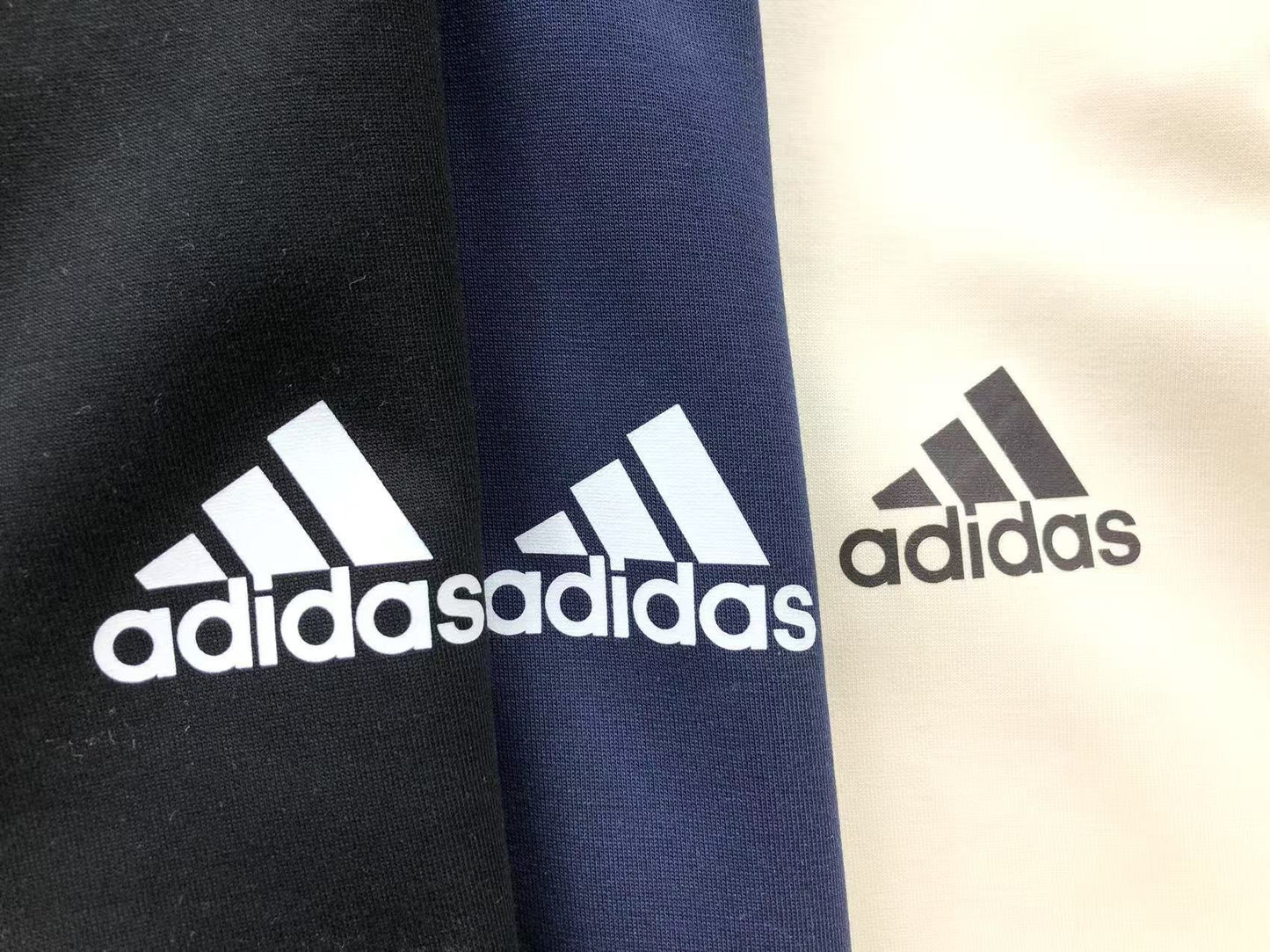 Moletom Adidas Essential Zip Hoodie