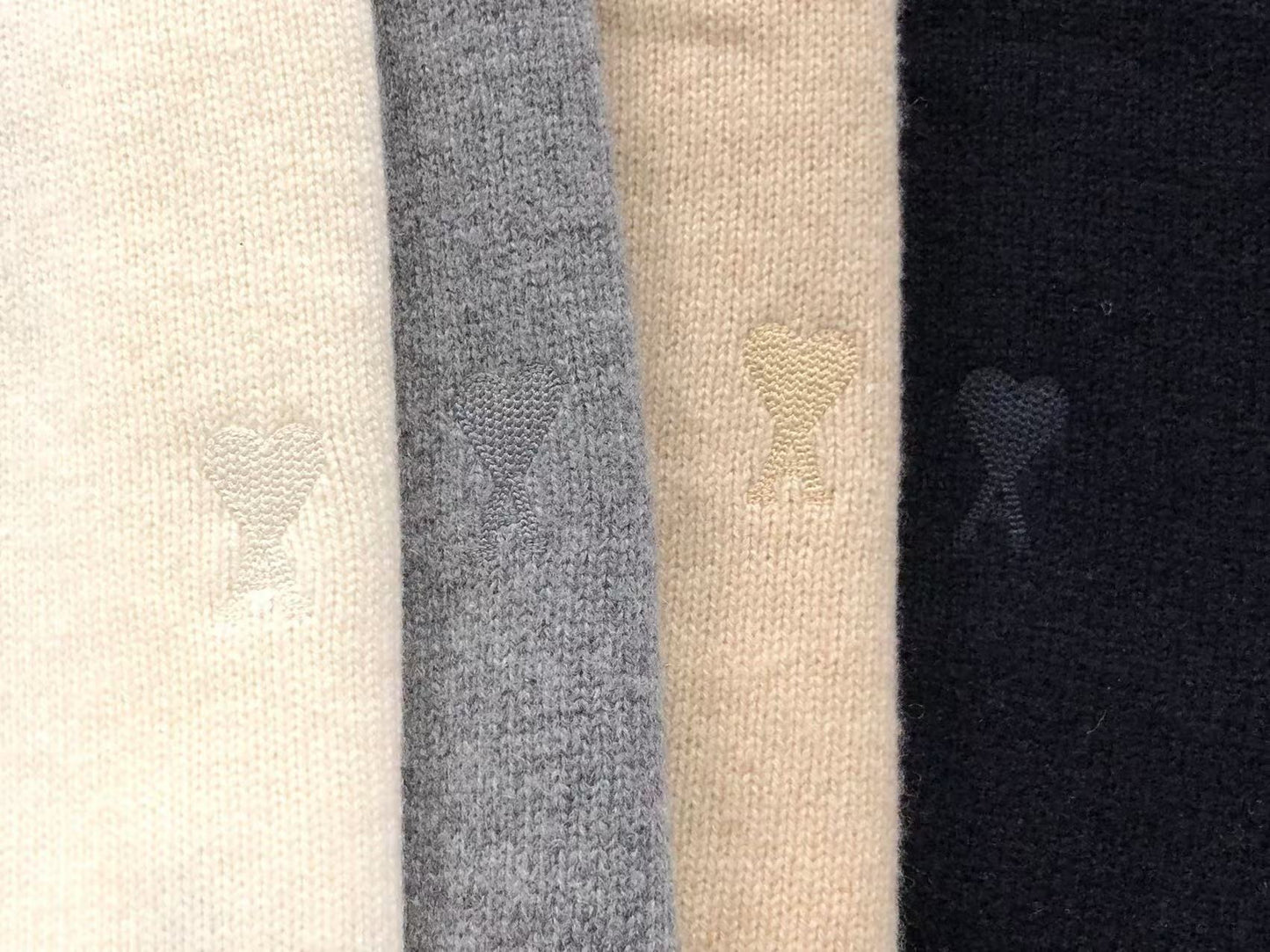 Suéter Cardigan AMI Paris Essential Feminino