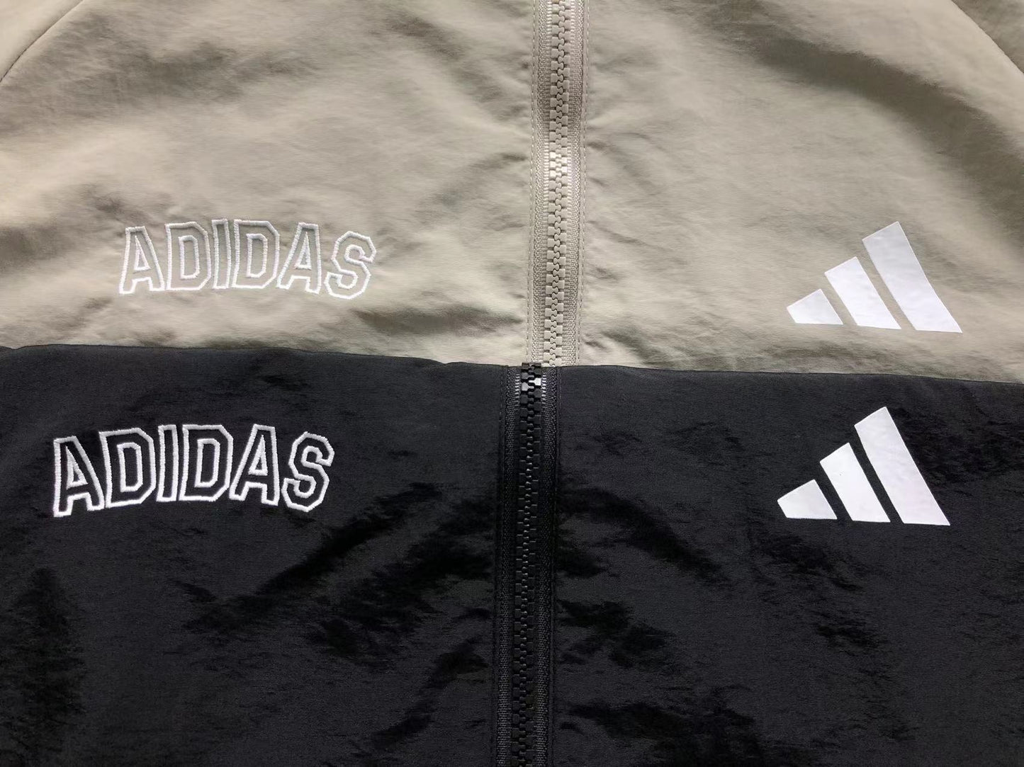 Jaqueta adidas Lightweight Track