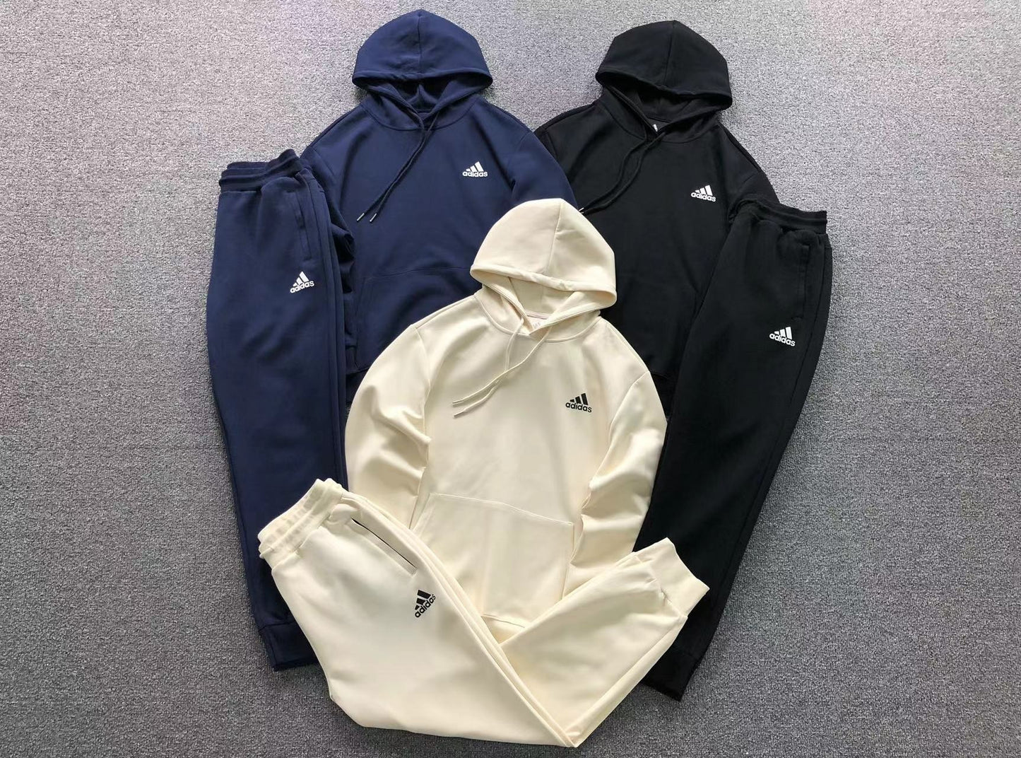 Conjunto Adidas Minimal Essential Hoodie