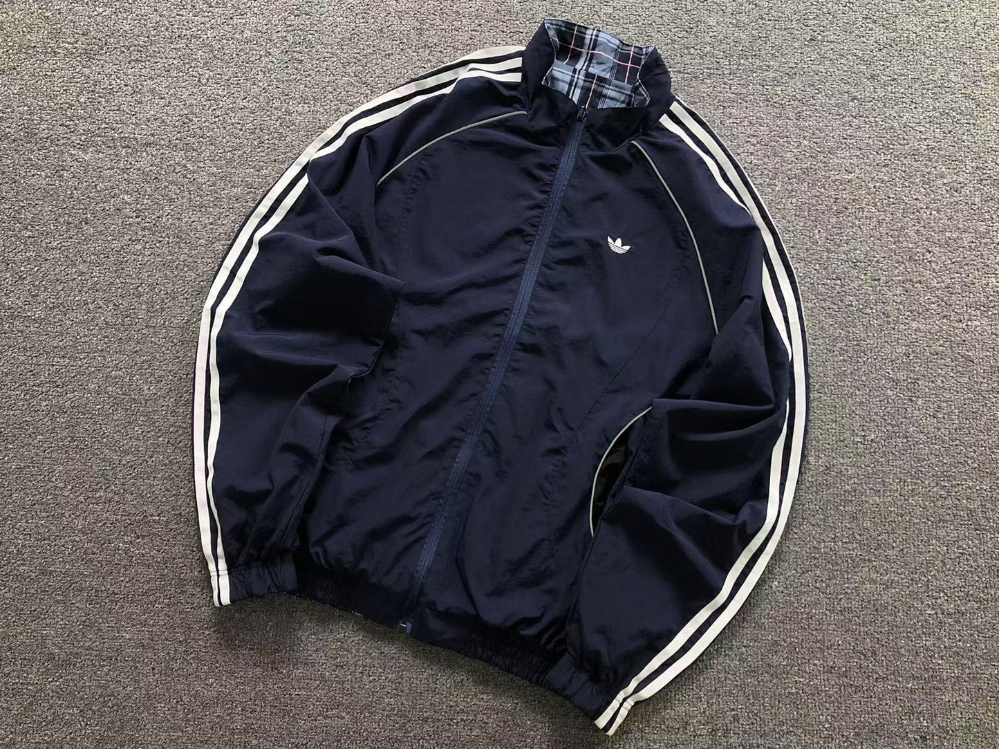 Jaqueta Adidas Reversible Plaid Track Jacket