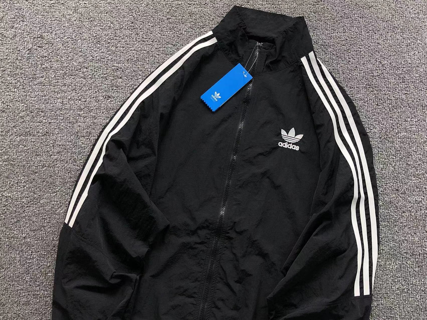 Jaqueta adidas Breeze Nylon Jacket