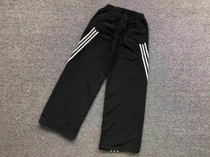 Calça Adidas Utility Track Cargo