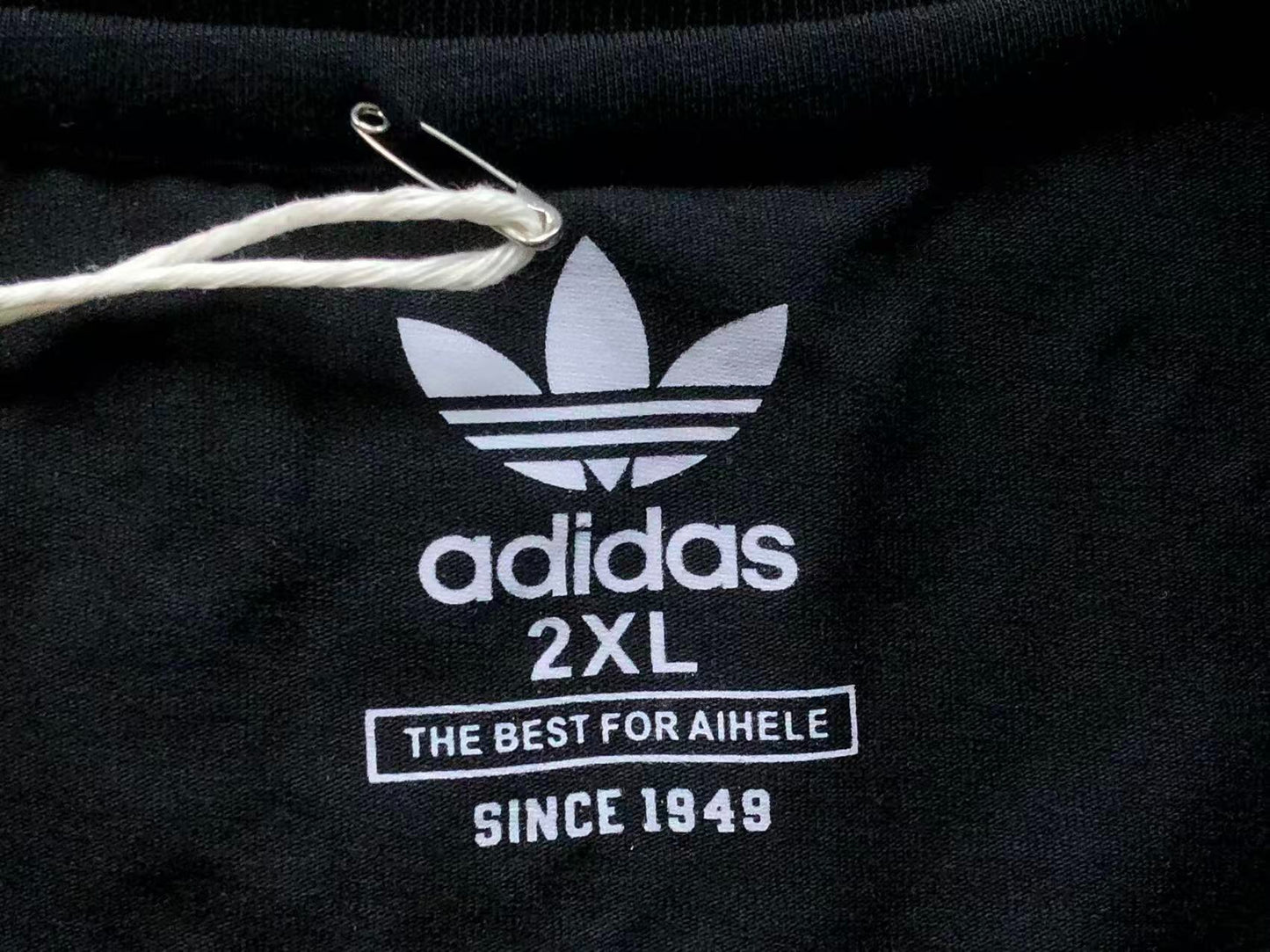 Camiseta Adidas Monogram All Over Feminina