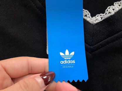 Moletom Adidas Lace V-Neck Crew