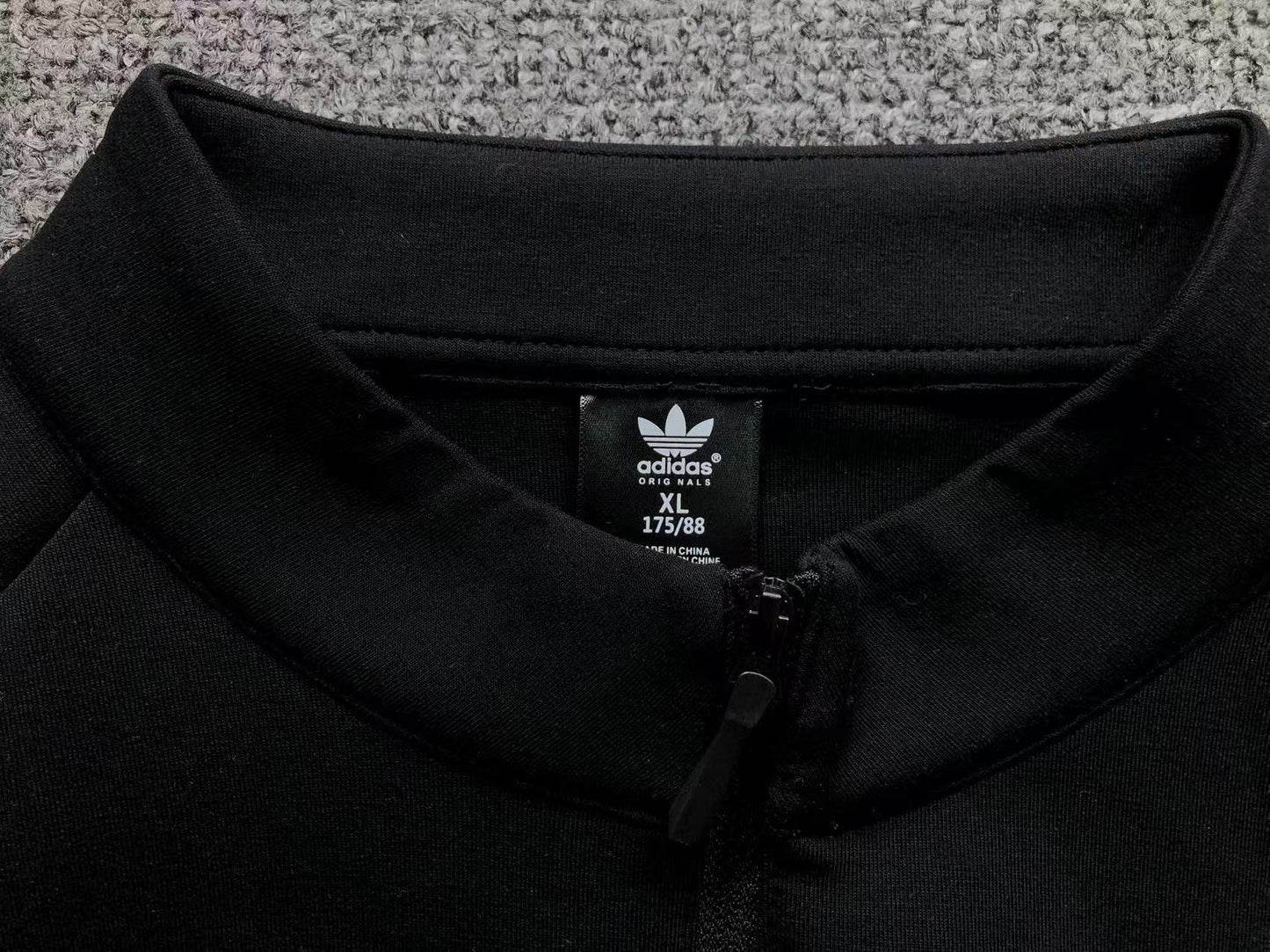Camiseta Adidas Zip Mock Neck