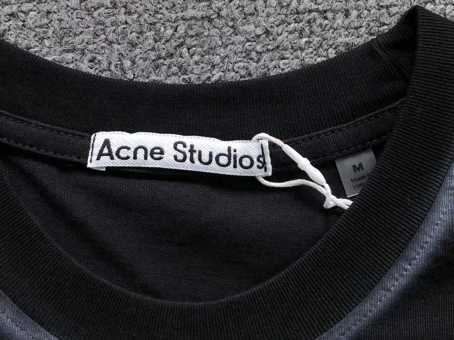 Camiseta Acne Studios Floralgatan 13