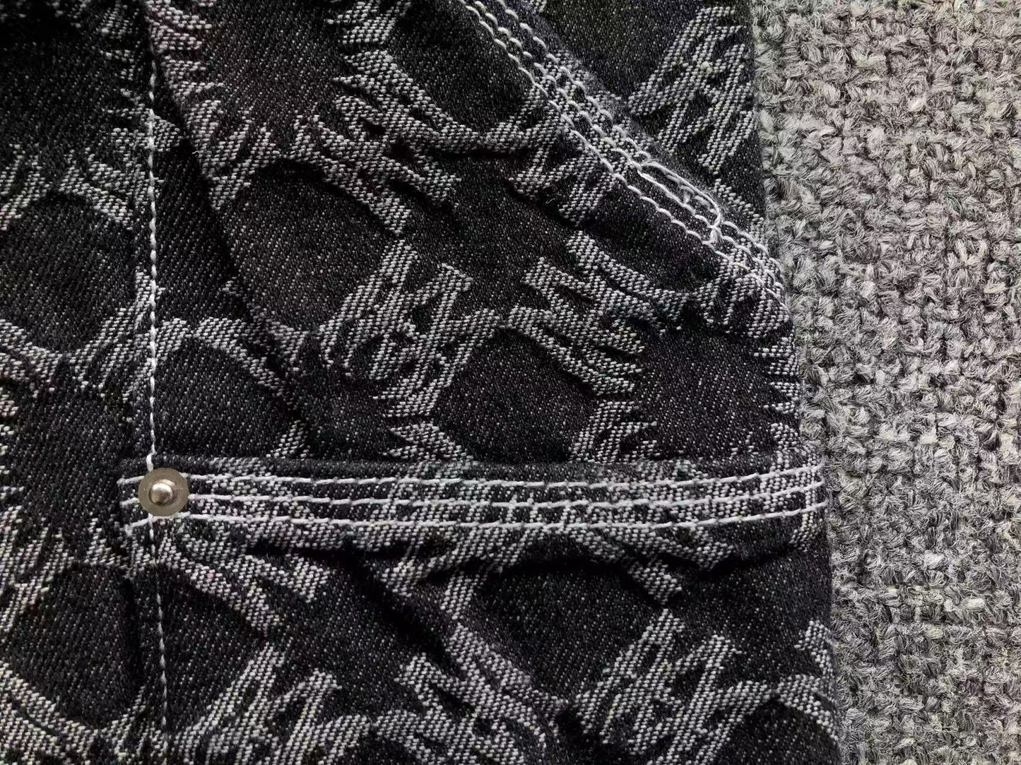Calça AMIRI Monogram Cargo Denim
