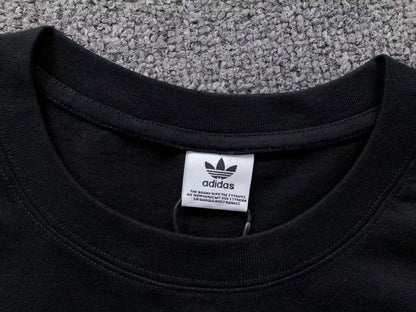 Moletom Adidas Red Badge Crew