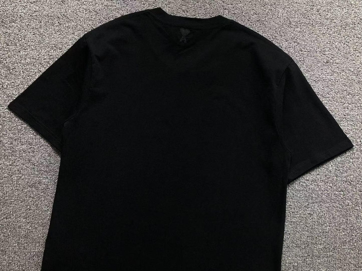 Camiseta AMI Paris Mini Signature Logo