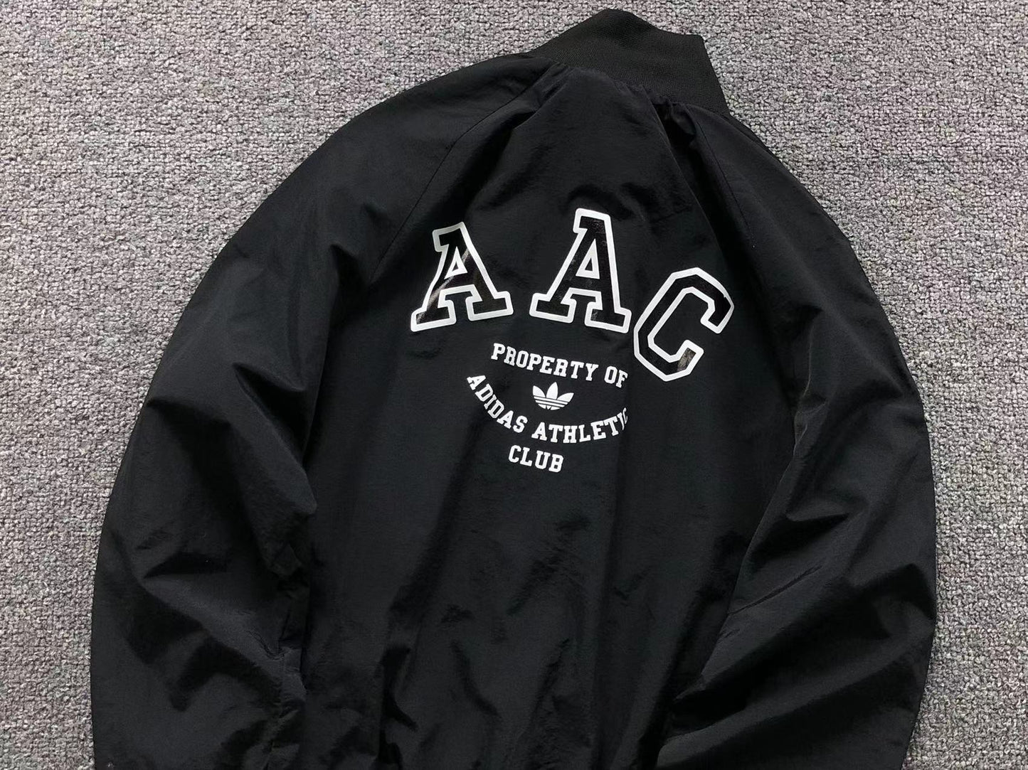 Jaqueta Adidas Athletic Club Archive Windbreaker