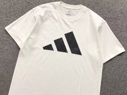 Camiseta Adidas Big Logo Essential
