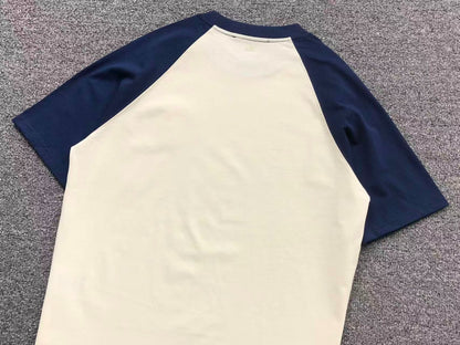 Camiseta AMI Paris Raglan Logo Coração