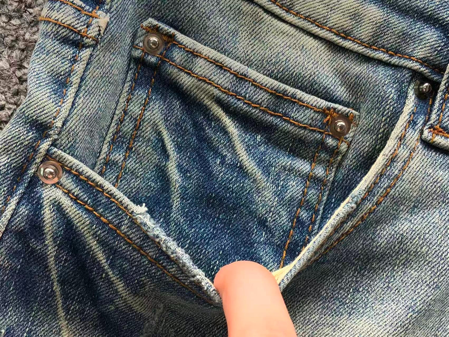 Bermuda Jeans AMIRI Ice Vintage Minimal Distressed