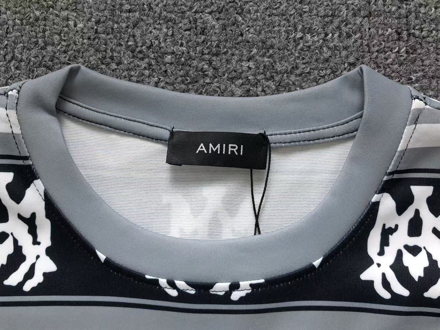 Camiseta AMIRI Monogram Stripe Pattern