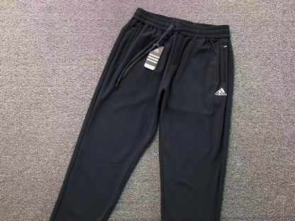 Calça Adidas Essential Slim Pants