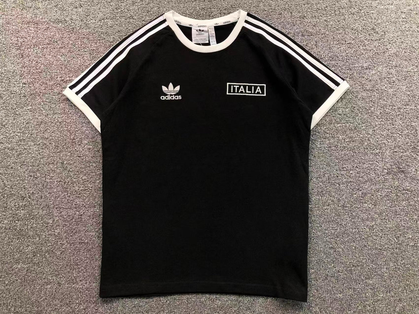 Camiseta adidas Originals Italia 3-Stripes