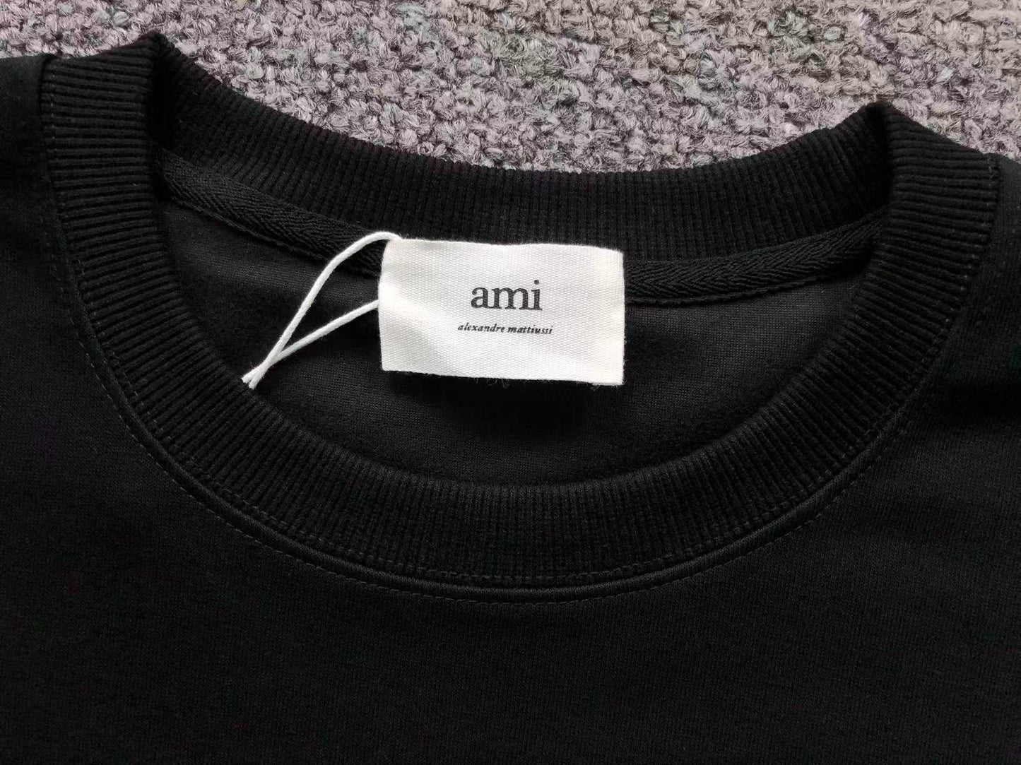 Moletom AMI Paris Ami de Cœur Script Logo Crewneck