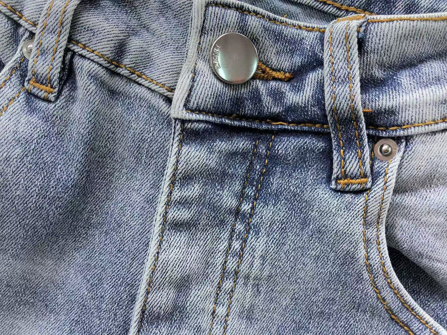 Calça AMIRI Ice Destroyed Paint Denim