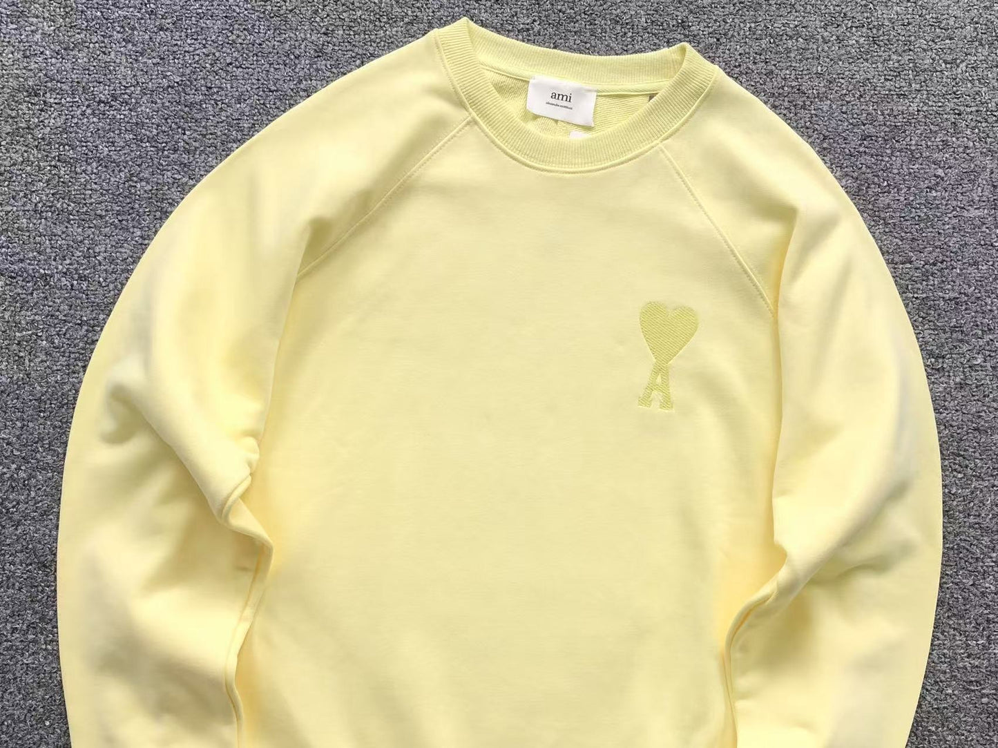 Moletom AMI Paris Ami de Cœur Crewneck