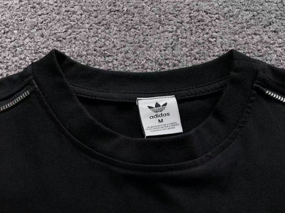 Camiseta Adidas Originals Shoulder Hardware