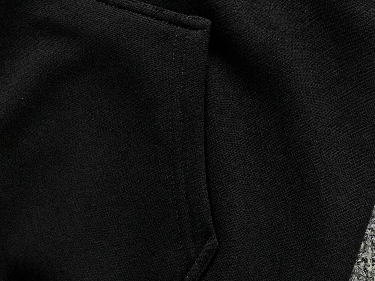 Moletom Adidas Originals Essential Red Logo