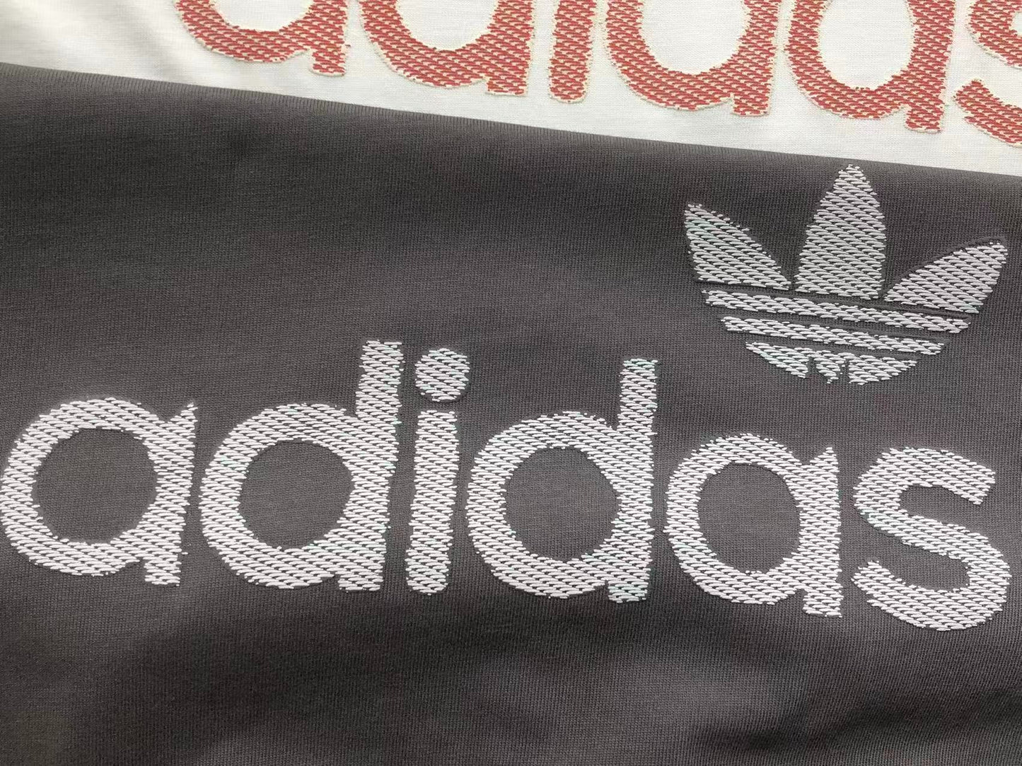 Camiseta Adidas Originals Essential