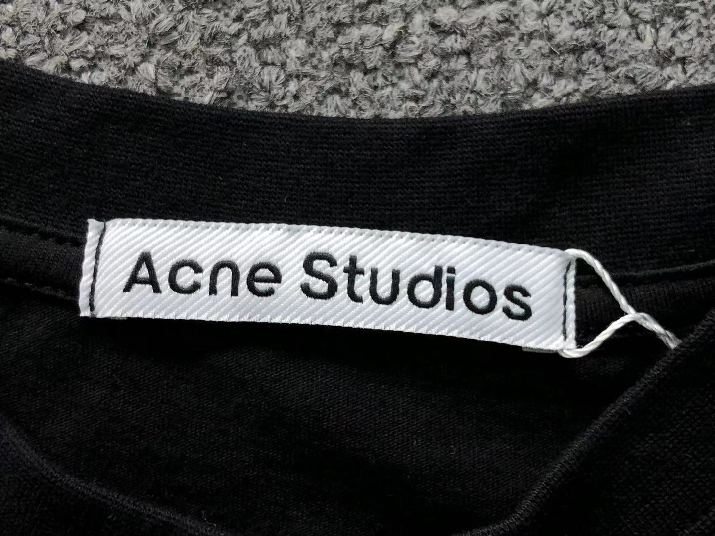 Camiseta Acne Studios Clean Badge Long Sleeve
