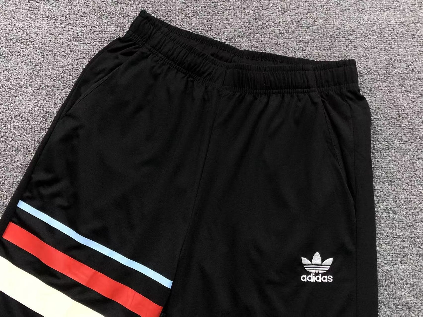 Short adidas Originals Retro Stripe