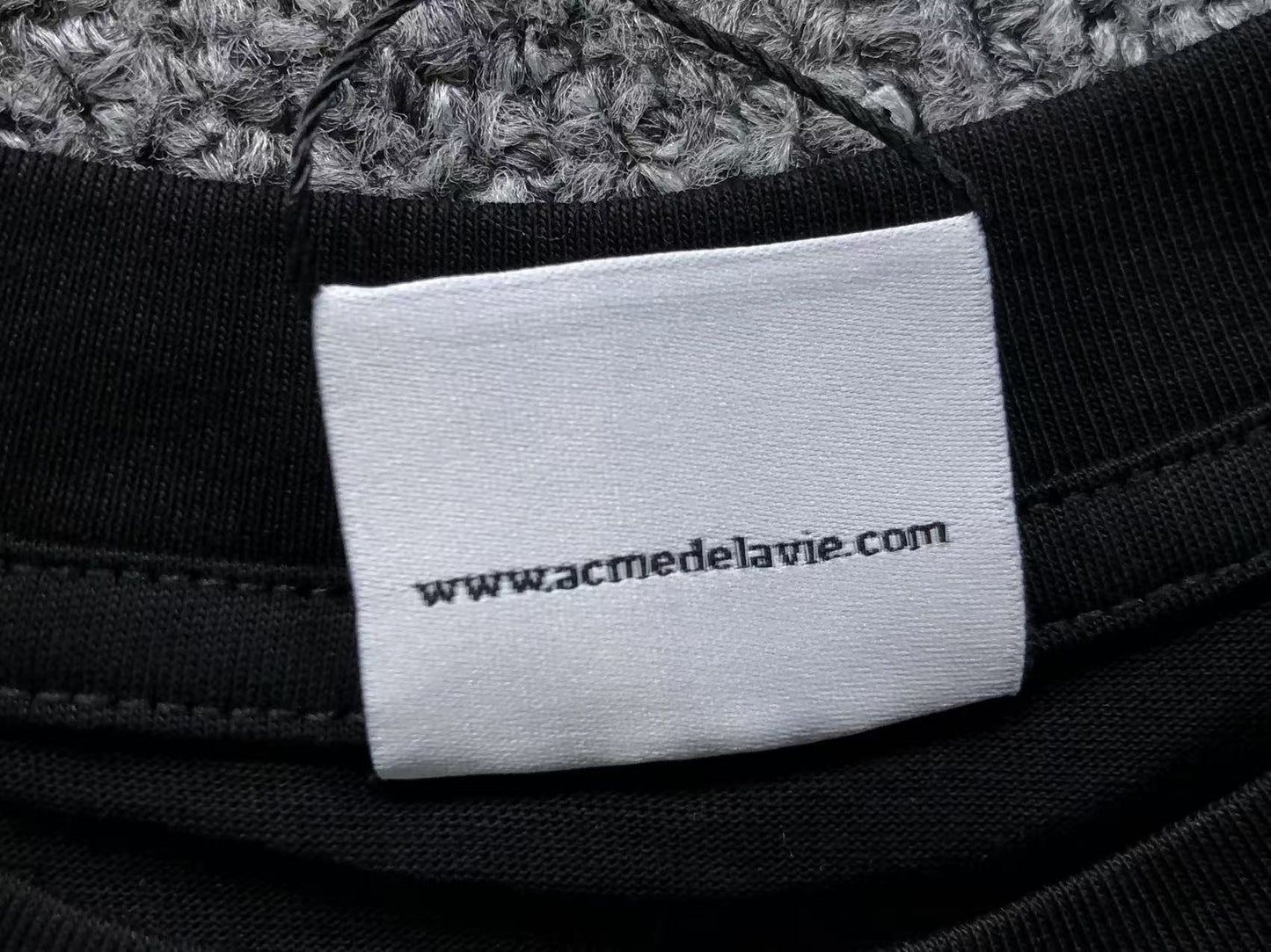 Camiseta ADLV Chill Guy Graphic Tee