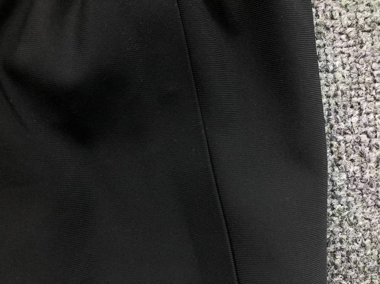 Calça elástica ALO moletom reta