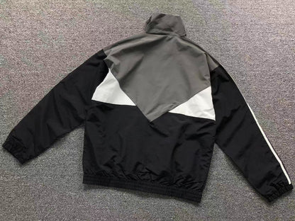Jaqueta Adidas Chevron Windbreaker Archive