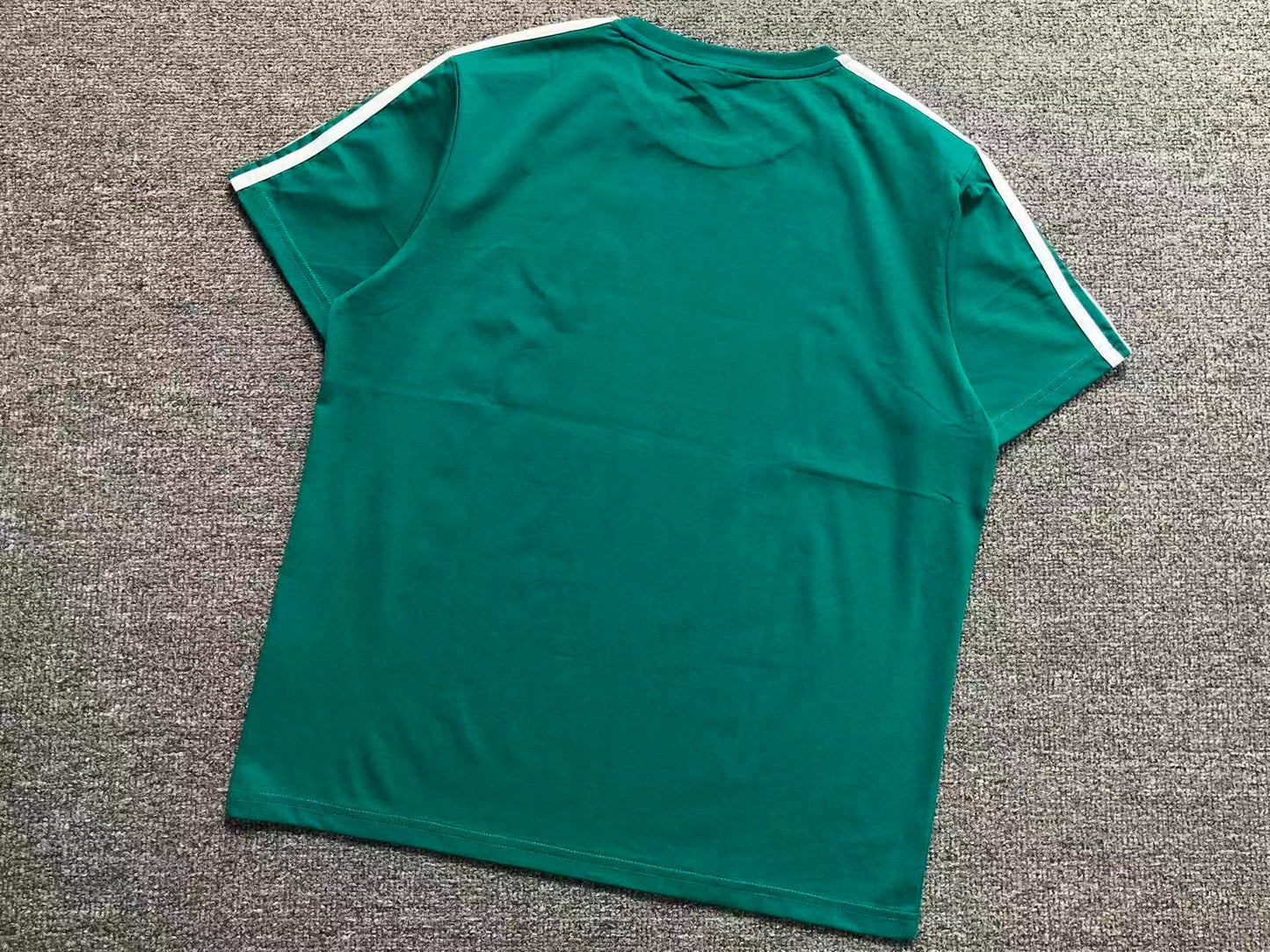Camiseta Adidas Active Wear 3 Stripes