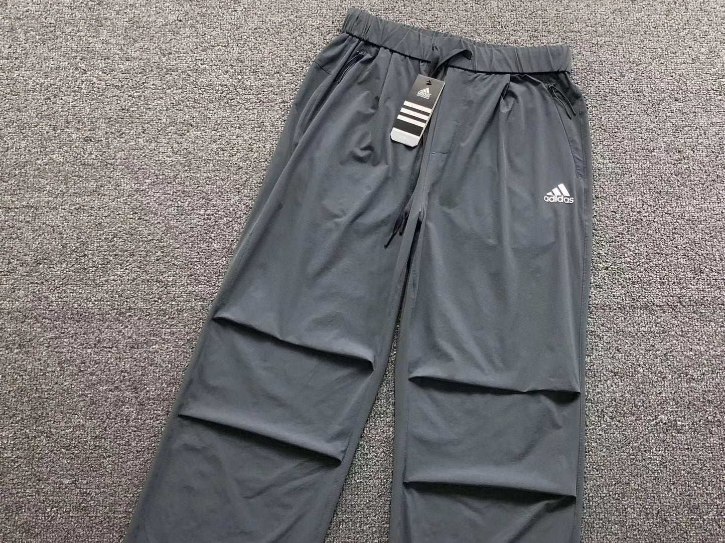 Calça Adidas Urban Utility Pants