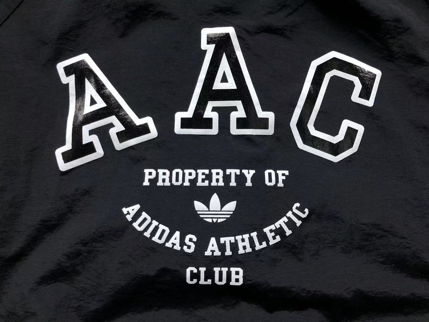 Jaqueta Adidas Athletic Club Archive Windbreaker