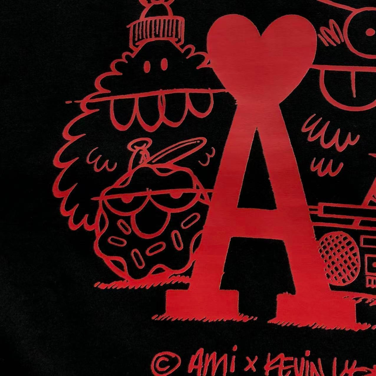 Camiseta AMI Paris Back Print Kevin Lyons